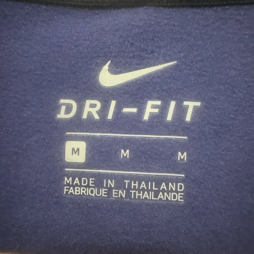 Women's Nike Dri Fit Running Jacket - Picture 2 of 8